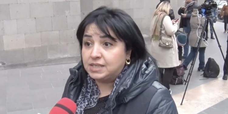 Ես Ռոբերտ Աբաջյանը չեմ, հերոս չեմ, ուզում են փակե՞նք բիզնեսը՝ կփակե՛նք. ցուցարար. տեսանյութ