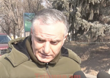 Մեզ ՌԴ-ն չի քցել, 50 հազար տոննա ձրի զենք են նվիրել՝ պիտանի. Արտակ Զաքարյան. տեսանյութ