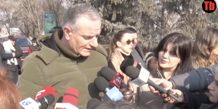 Բանակի 2/3-ը պատերազմին չի մասնակցել, զենքը դիտավորյալ ու անփութորեն չեն վերցրել. Արտակ Զաքարյան. տեսանյութ