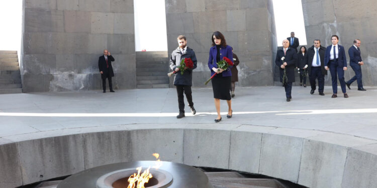 Վրաստանի ԱԳ նախարարն այցելել է Հայոց ցեղասպանության հուշահամալիր