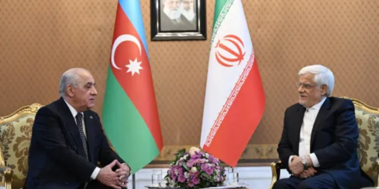 Ադրբեջանի վարչապետն ու Իրանի փոխնախագահը Թեհրանում քննարկել են Իրանի տարածքով դեպի Նախիջևան ճանապարհի հարցը