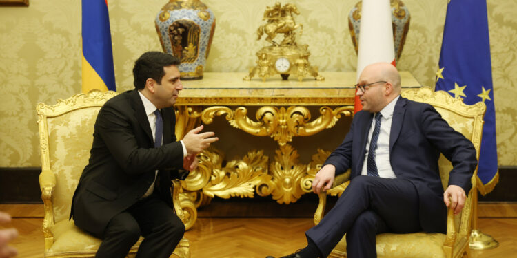 Ալեն Սիմոնյանն Իտալիայի Պատգամավորների պալատի նախագահի ուշադրությունն է հրավիրել Ադրբեջանում պահվող հայերի խնդրին