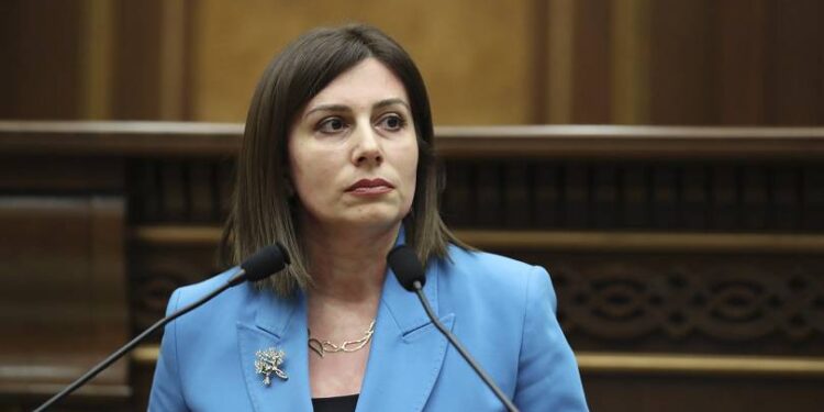 «Մարզային բոլոր բժշկական կենտրոններն անցնում են Առողջապահության նախարարության ենթակայության տակ». Անահիտ Ավանեսյան