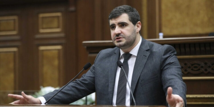 «Ադրբեջանը փորձում է խոչընդոտել և թույլ չտալ, որ ՀՀ-ում տեղի ունենան Սահմանադրության բարեփոխումներ». Արման Եղոյան