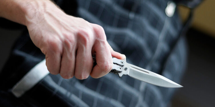 Երևանում երկու ընկեր վիճաբանել է երկու երիտասարդի հետ. այն վերածվել էր դանակահարության