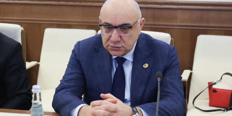 Գուրգեն Արսենյանը չի մասնակցել ՌԴ փոխարտգործնախարարի և ՀԱՊԿ անդամ պետությունների դեսպանների հանդիպմանը