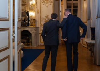 Գերմանիայի ապագա կանցլեր Մերցն առաջին արտասահմանյան այցը կատարել է Ֆրանսիա