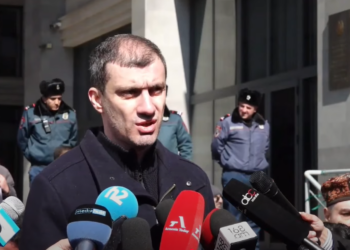 «ԱԳՆ-ն ոչ թե պետք է մտահոգվի, այլ գործողություններ իրականացնի». Մեսրոպ Առաքելյան