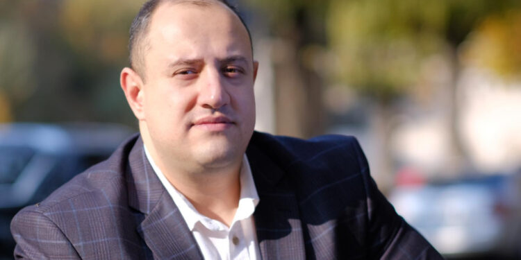 «Աշխարհաքաղաքականությունը ենթադրում է չոր հաշվարկներ ու չոր շահեր. այստեղ «շուստրի» գեղցիներին ու առանց Համբո մնացած Գիքորներին ուղղակի լափում են». Միհրան Հակոբյան