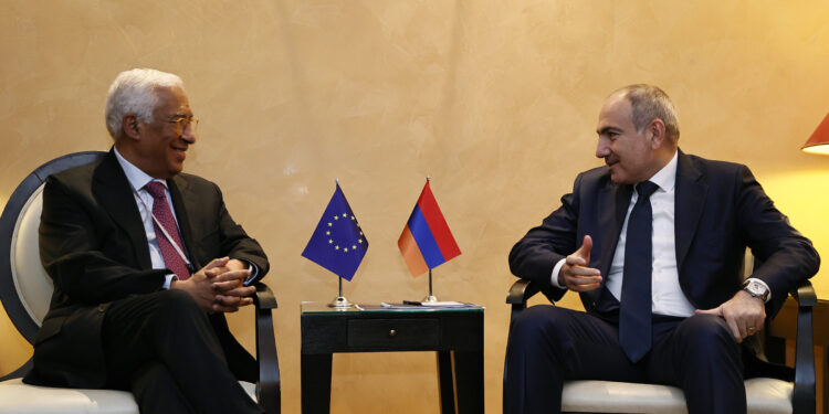 Փաշինյանն ու Եվրոպական խորհրդի նախագահը քննարկել են ՀՀ-ի և Ադրբեջանի միջև խաղաղության գործընթացը