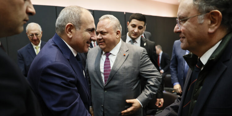 «Ինչո՞վ է պայմանավորված այս խարխլող աշխատանքը հայ ազգի բոլոր սյուների՝ նրա պատմության, եկեղեցու, սփյուռքի դեմ. ո՞ւր եք գնում, պարոն Փաշինյան».Արա Թորանյան