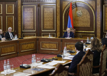 «Հայաստանում անկանխիկ վճարումների ծավալները գերազանցում են կանխիկի ծավալներին. մի շարք օտարերկրյա խոշոր ընկերությունների ներկայությունը մեր շուկայում դրա վրա շոշափելի ազդեցություն է ունեցել». Փաշինյան