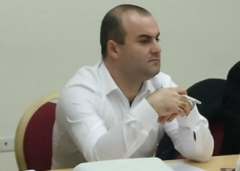 Աղազարյանի ավագ որդին ՀՅԴ շարքերից դուրս է եկել դեռևս 2020 թ-ին, այնուհետև անդամակցել ՔՊ կուսակցությանը. ՀՅԴ-ն հերքել է «Հրապարակ»-ի գրառումը