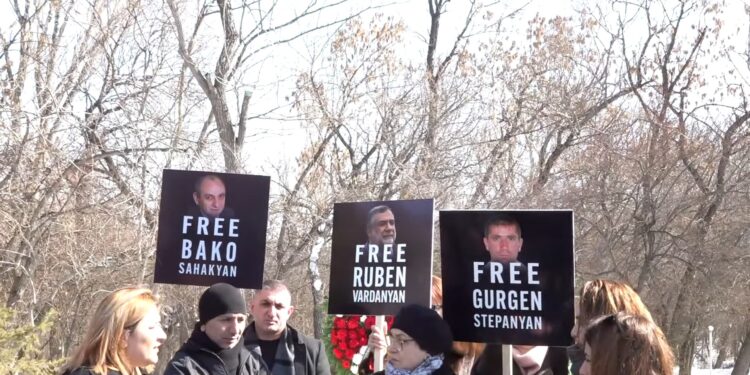 Բաքվի իրականացրած ցեղասպանությունը չենք մոռացել. Ուղիղ