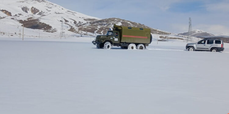 Փրկարարներն արգելափակումից դուրս են բերել 9 ավտոմեքենա