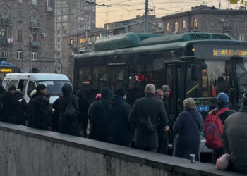 «Ի՞նչ են ուզում, դուրս գա՞նք մեր երկրից, դատարկ Հայաստանը տանք իրե՞նց, ինչի՞ համար, չեմ վճարելու 150 դրամ». քաղաքացի