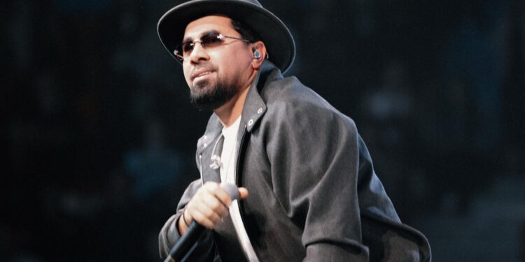 Երգիչ Սարո Թովմասյանը կարող է զրկվել եկամտի աղբյուրից և աշխատանքից. դիմում դատավորին