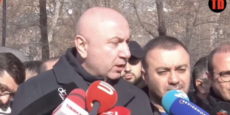 Արցախը հանձնում են, ասում են` իզվինի, թող գնան Մայքլ Ջեքսոնին ասեն. տեսանյութ