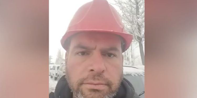 Սպառնում են աշխատանքից ազատել, ճնշում են գործադուլ անողներին. ընտանիքներով գնում են ԶՊՄԿ՝ ցույցի. տեսանյութ