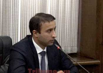 Տնտեսվարողները ծափահարում են վարչապետի նախկին օգնականին. տեսանյութ