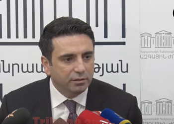 Ուզու՞մ ես դպրոցական հանդեսիցս վիդեո ուղարկեմ, որտեղ դաշնակցական ոտանավոր եմ ասում. տեսանյութ