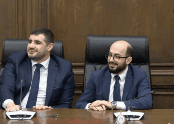 Փաշինյանի դուռը տուկ-տուկ չտվի՞ն, ե՞րբ եք գիտակցելու, որ ուզում են հեռանաք. տեսանյութ