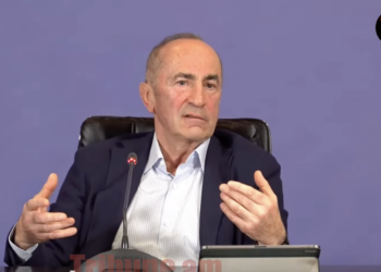 Քամակդ պիտի 3 մետրանոց լինի, որ երկու աթոռի վրա նստես, էդ էլ չունես. Քոչարյան. տեսանյութ