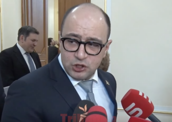 Ես դպրոցական չեմ, որ Փաշինյանի օդնոկլասսնիկիի ստատուսը մեկնաբանեմ. Մամիջանյան. տեսանյութ