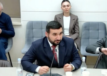 Ավարիա լինի, ավելի լավ ա դիմապակուց թռնեմ դուրս, քան թե կապած մնամ աթոռին, ամրագոտի չեն կապում. տեսանյութ