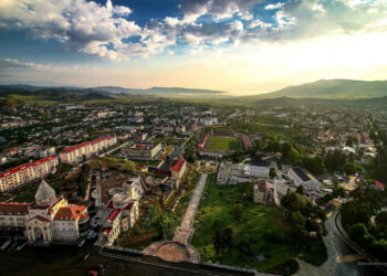 Ադրբեջանը հետևողականորեն ոչնչացնում է օկուպացված Ստեփանակերտի հայկական դիմագիծը․ Հայկական լեռնաշխարհի մշակութային ժառանգության օմբուդսմեն