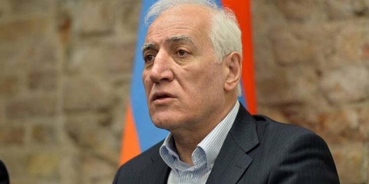 Վահագն Խաչատուրյանն էլ է մերժել փաստաբանների խնդրանքը. «Հրապարակ»