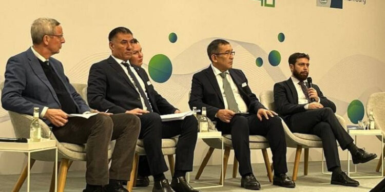 ԱԳ նախարարի տեղակալը Գերմանիայում New Routes, New Markets համաժողովին ներկայացրել է «Խաղաղության խաչմերուկ» նախագիծը