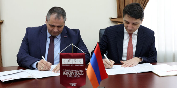 Ֆինանսների նախարարության և Հայաստանի պետական տնտեսագիտական համալսարանի միջև համագործակցության հուշագիր է ստորագրվել
