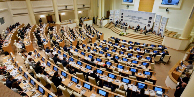 Վրաստանի խորհրդարանը դադարեցրել է ընտրությունների արդյունքները չճանաչող 49 ընդդիմադիր պատգամավորի լիազորությունները