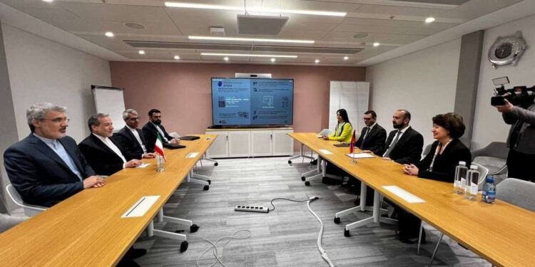 Ժնևում կայացել է Հայաստանի և Իրանի ԱԳ նախարարների հանդիպումը