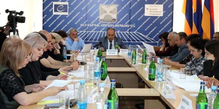 Ալավերդու ժողովրդի կողմից ընտրված իշխանությունը բռնազավթելուց հետո ավագանու քվեարկությամբ մանդատից զրկվել են «Ապրելու երկիր» խմբակցության անդամները. հայտարարություն