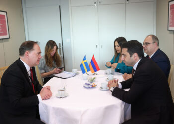 Ալեն Սիմոնյանը Շվեդիայի Ռիկսդագի նախագահի տեղակալի հետ քննարկել է Հայաստան-Ադրբեջան խաղաղության համաձայնագիրը