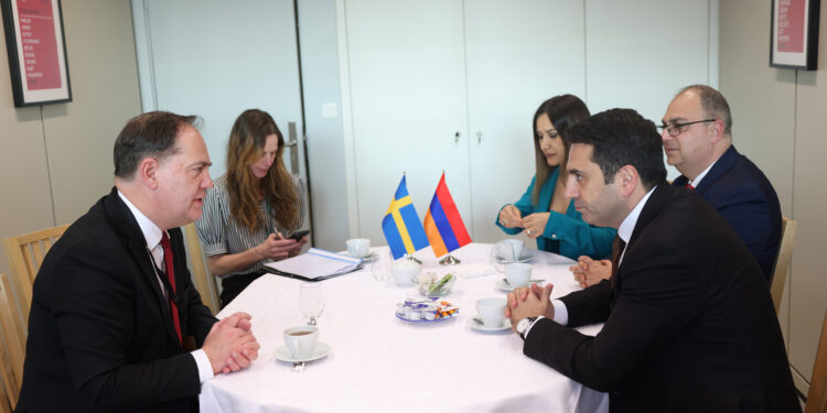 Ալեն Սիմոնյանը Շվեդիայի Ռիկսդագի նախագահի տեղակալի հետ քննարկել է Հայաստան-Ադրբեջան խաղաղության համաձայնագիրը