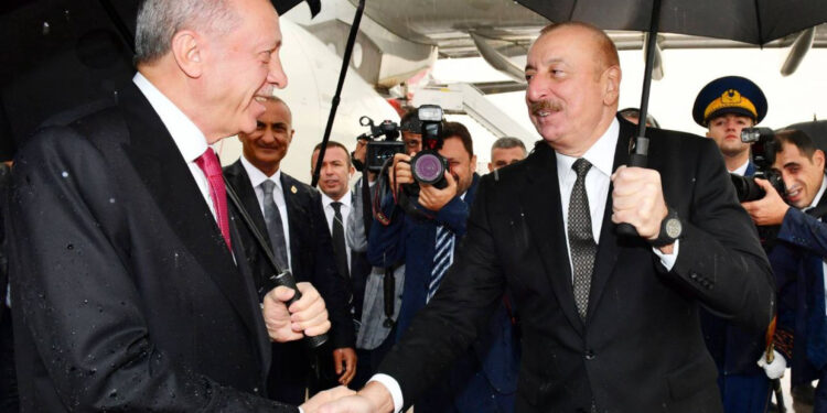 Ալիևը ժամանել է Անկարա. նա Էրդողանի հետ մասնակցելու է Իգդիր-Նախիջևան գազատարի բացմանը