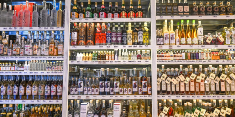 Թրամփը սպառնացել է ԵՄ-ից ներկրվող բոլոր ալկոհոլային խմիչքների համար 200% մաքսատուրքեր սահմանել