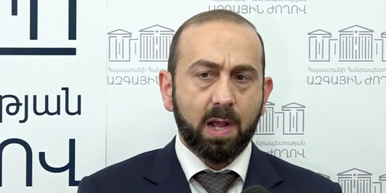 «ԼՂ-ի լուծարման փաստաթուղթը ես չեմ ստորագրել, երբ Ղարաբաղը պաշարման մեջ էր, մեր քաղաքական ուժն էր լուծումներ, հանդիպումներ փնտրում, որոնք «բարեհաջող ջրվում» էին». Արարատ Միրզոյան