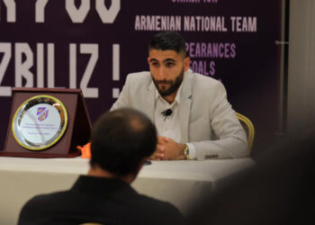 «Այսքան ժամանակ լռել եմ, բայց էլ չեմ լռելու, որովհետև դուք մեր ֆուտբոլը քանդում եք». Արաս Օզբիլիս