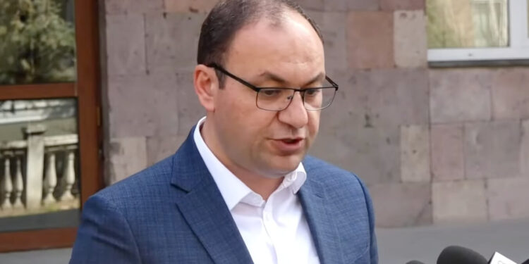 Սա քաղաքական իրավունքների խախտում է․ Արսեն Բաբայան. տեսանյութ