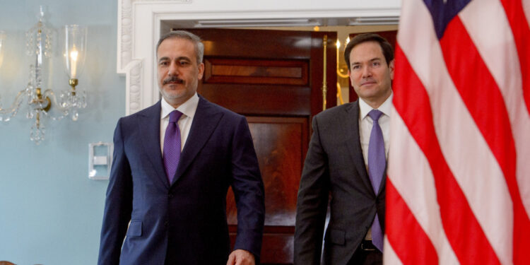 ԱՄՆ պետքարտուղարն ու Թուրքիայի ԱԳ նախարարը քննարկել են Հայաստանի և Ադրբեջանի միջև խաղաղության գործընթացը