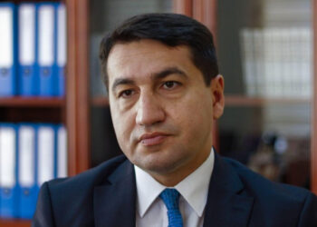 Ալիևի օգնականը ՀՀ-ին «առաջարկում» է Սահմանադրության հարցում հետևել Իռլանդիայի օրինակին