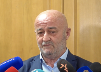 «Գյումրիում ՔՊ-ն պարտվում է, վարչապետը գնում է արտահերթ ընտրությունների, բոլորս զրկվում ենք մանդատից». Աղազարյանը հուշում է