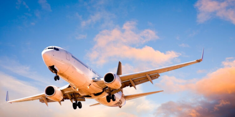 Երևանից Մոսկվա թռչող ինքնաթիռն ԱԹՍ-ների գրոհի պատճառով վայրէջք է կատարել Սամարայում