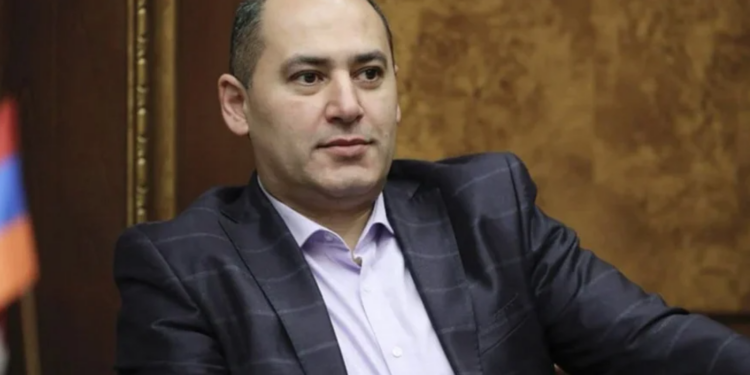 «Լայնածավալ իրավապահ «հարձակում» է սկսվել Մարտուն Գրիգորյանի նախընտրական շտաբներում». փաստաբան