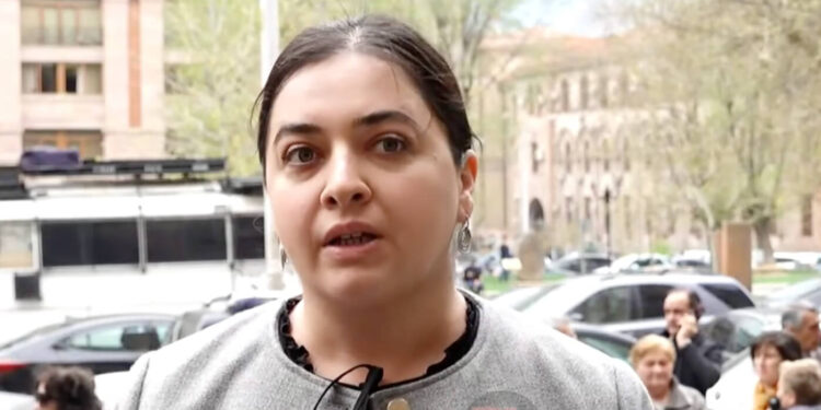 Չեն ապահովում նվազագույն պայմանները, որ մայրը կարողանա իր երեխային կերակրել. Նարե Սիմոնյան. տեսանյութ