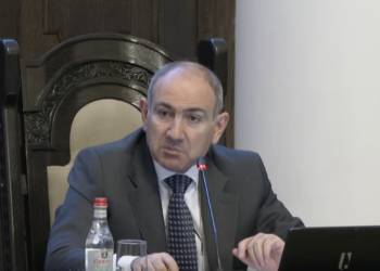 «Տեղեր կան, որ մարդիկ գիտեն՝ կարկուտ է գալիս, հատուկ ինչ-որ բան են ցանում այդտեղ, որ կարկուտից հետո ապահովագրություն ստանան ու այդպես ամեն տարի». Փաշինյան